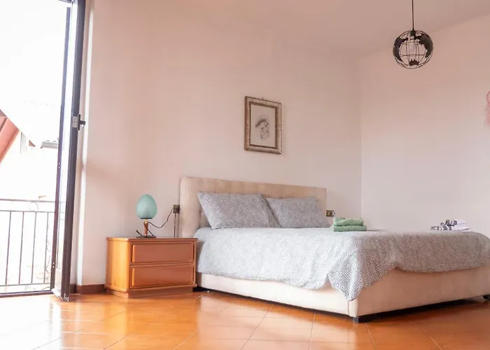 Casa Di Alice Holiday home Angera